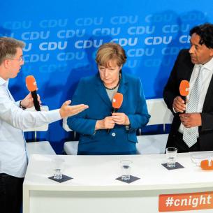 Frank Thelen cnight with Dr. Angela Merkel
